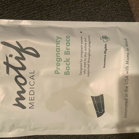 Pregnancy back braces - Picture 2 of 2